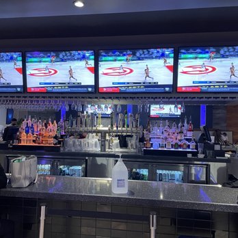 Topgolf - Bar - New American Near Me - Miami Gardens, Florida Topgolf - Bar - New American Near Me - Miami Gardens, Florida