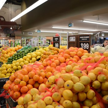 Farm Boy - a produce section of a grocery store - Grocery Near Me - Ottawa, Ontario