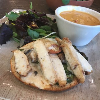 Kakaako Cafe - Coffee & Tea Near Me - Honolulu, Hawaii