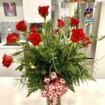 Chaney's House O' Flowers - Florists Near Me - Fort Pierce, Florida Chaney's House O' Flowers - Florists Near Me - Fort Pierce, Florida