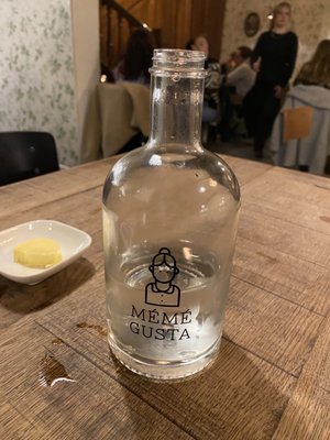 Mémé Gusta by null