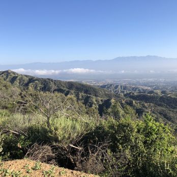 Skyline Drive Trails - California 92879 - Hiking Near Me - Corona, California