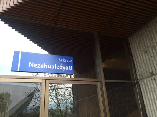 Sala Nezahualcóyotl by null