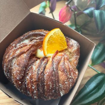 Del Sur Bakery & Cafe - Calamansi Chamomile Bun - Filipino Near Me - Chicago, Illinois