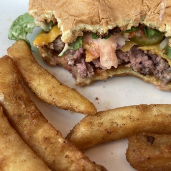 The Office Bistro - CLASSIC WAGYU CHEESEBURGER - New American Near Me - Irvington, Virginia The Office Bistro - CLASSIC WAGYU CHEESEBURGER - New American Near Me - Irvington, Virginia