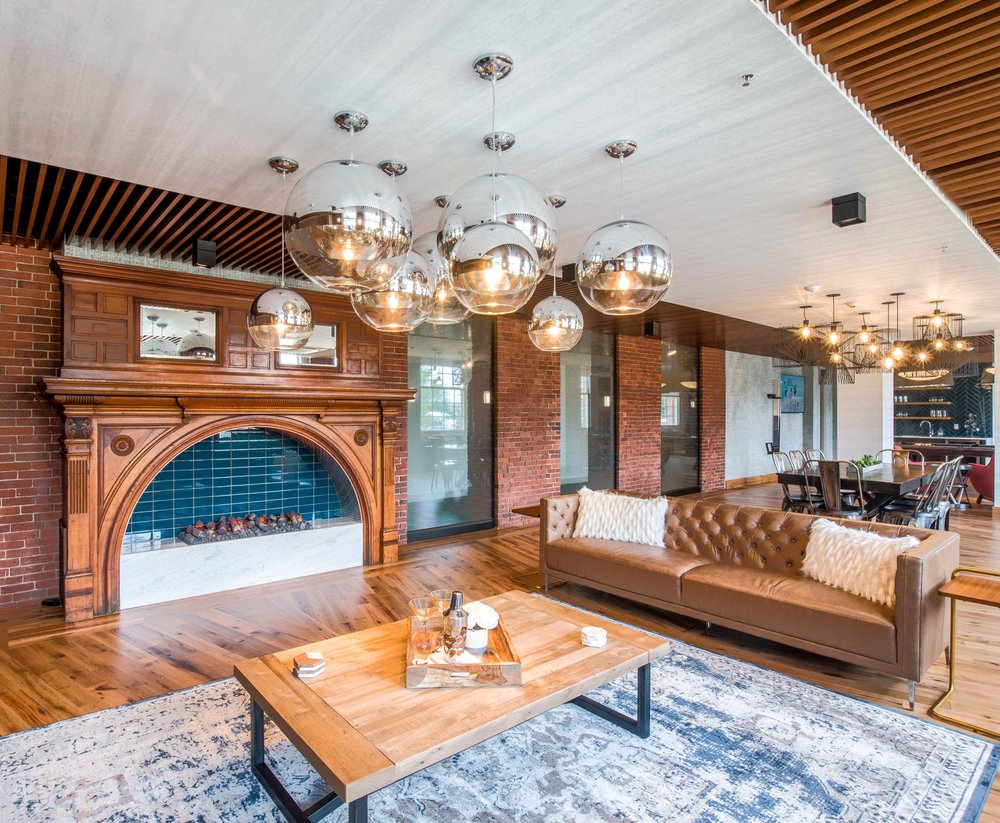 THORNDIKE EXCHANGE Updated September 2024 10 Photos 165 Thorndike