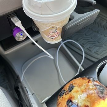 J.E.T.S. Espresso - Regular latte with almond milk and vanilla syrup and the blueberry muffin. - Coffee & Tea Near Me - Bonita, California J.E.T.S. Espresso - Regular latte with almond milk and vanilla syrup and the blueberry muffin. - Coffee & Tea Near Me - Bonita, California