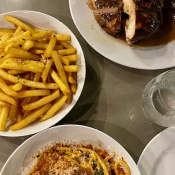 The Cutlery - Keawe smoked chicken, duck fat fries and Oxtail ragu pasta - Steakhouses Near Me - Honolulu, Hawaii