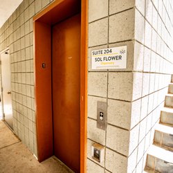 Sol Flower - Elevator available