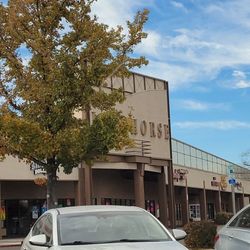 Iron Horse Shopping Center - Strip Mall