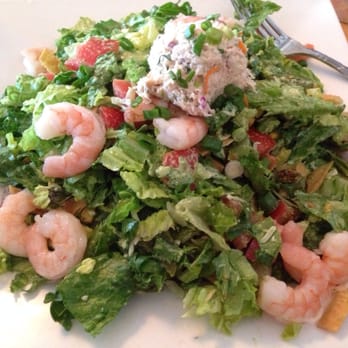 26 Beach Restaurant - Crab & shrimp salad - New American Near Me - Venice, California