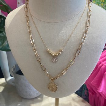 Lilly Pulitzer - Accessories Near Me - Charlottesville, Virginia Lilly Pulitzer - Accessories Near Me - Charlottesville, Virginia