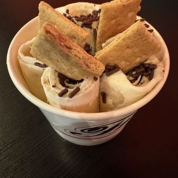 Frozen Rolled Icecream - Ice Cream & Frozen Yogurt Near Me - Philadelphia, Pennsylvania