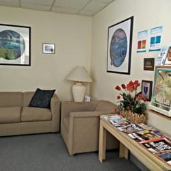Joe H Lawrence, DDS - Waiting room