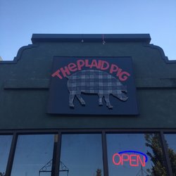 The Plaid Pig Live Music Lounge - Entrance