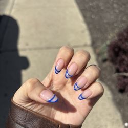 Sweet Sisters Nail & Spa - Gel manicure