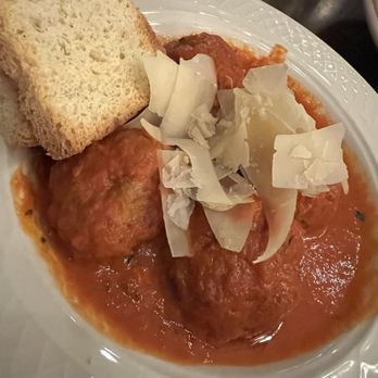Petterinos - Prime Beef Meatballs (appetizer) - American Near Me - Chicago, Illinois