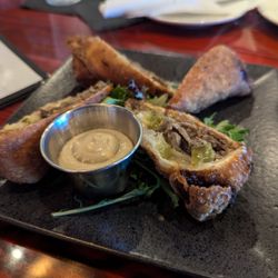 The Pony and The Boat - Cheesesteak egg rolls
