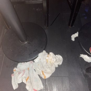 CRAFTSMAN ROW SALOON - Updated November 2024 - 758 Photos & 372 Reviews