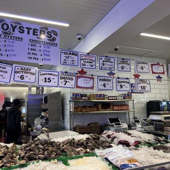 Captain White's Seafood - Seafood Markets Near Me - Oxon Hill, Maryland