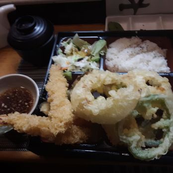 Restaurant Kunio - Shrimp and vegetable tempura! Rice, salad and tempura sauce. - Japanese Near Me - Waipahu, Hawaii Restaurant Kunio - Shrimp and vegetable tempura! Rice, salad and tempura sauce. - Japanese Near Me - Waipahu, Hawaii
