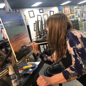 Memo's Canvas - Paint & Sip Near Me - Montclair, California