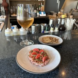 Beef tartare with orange wine - IG @bougiefoodieboi