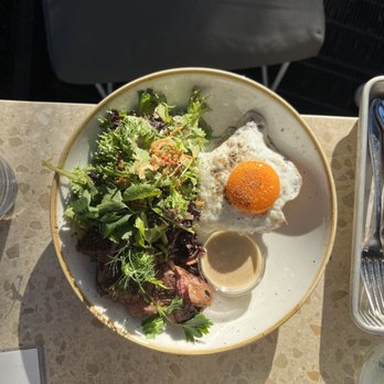 Two Hands - Wagyu Steak and Eggs - Cocktail Bars Near Me - Austin, Texas Two Hands - Wagyu Steak and Eggs - Cocktail Bars Near Me - Austin, Texas