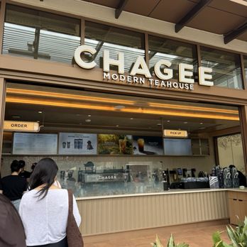 Chagee Modern Teahouse - Front area - Tea Rooms Near Me - San Diego, California Chagee Modern Teahouse - Front area - Tea Rooms Near Me - San Diego, California