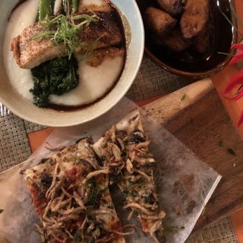Kokomo - Oxtail flatbread, salmon, and plantains - Caribbean Near Me - Brooklyn, New York