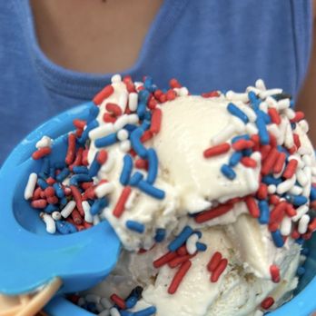 Susie Scoops - Ice Cream & Frozen Yogurt Near Me - Incline Village, Nevada Susie Scoops - Ice Cream & Frozen Yogurt Near Me - Incline Village, Nevada