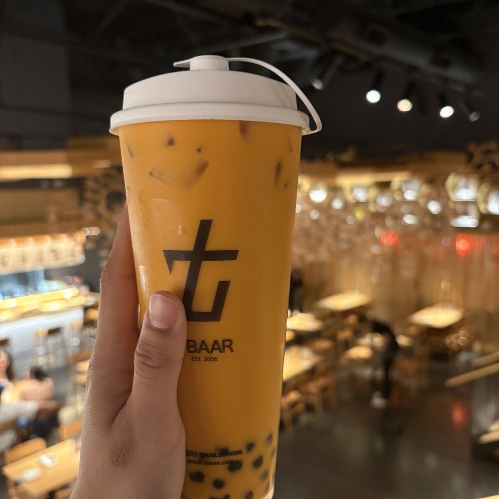 Thai tea w/ boba