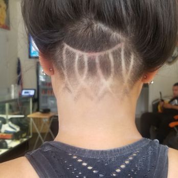 LegendzStudio - This is the pic he took in the barber... its okay but it doesnt look even. - Barbers Near Me - Brooklyn, New York