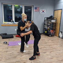 White Tiger Taekwondo Fitness Protection Connection