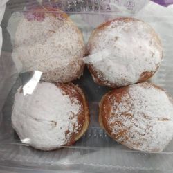 Korn's Bakery & Cafe - Yummy, fluffy sufganiyot. 3 jelly, 1 custard. Superb!