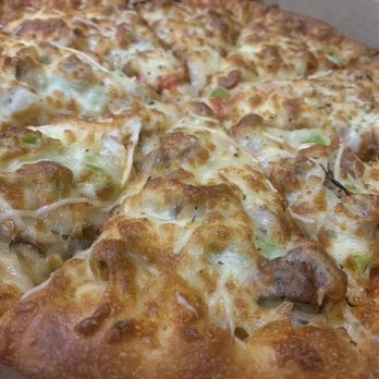 Bada Bing Pizza - Deluxe Pizza - Pizza Near Me - Painesville, Ohio