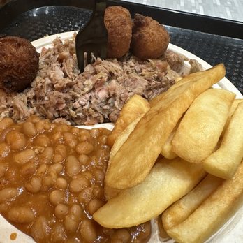Little Pigs BBQ - Regular BBQ Plate with baked beans and fries - Barbeque Near Me - Asheville, North Carolina Little Pigs BBQ - Regular BBQ Plate with baked beans and fries - Barbeque Near Me - Asheville, North Carolina