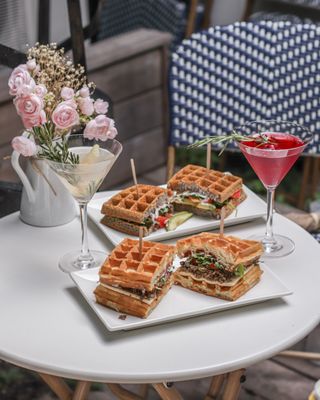 MAISON OFLORE | Restaurant de gaufres à Montréal by null