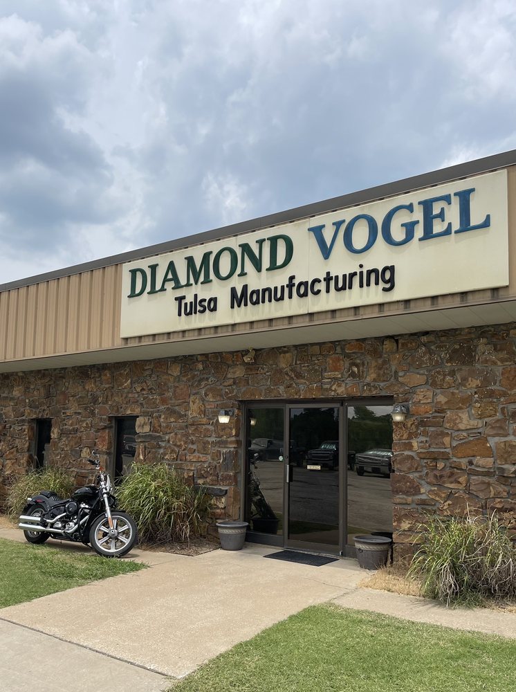 DIAMOND VOGEL PAINT Updated August 2024 5111 E 36th St N, Tulsa