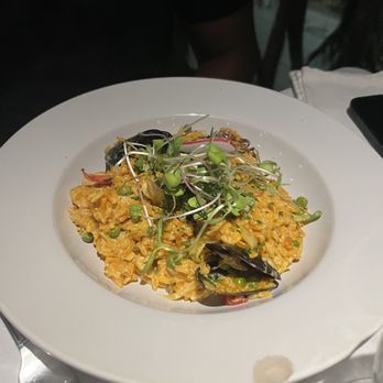 Morgan's Mango - Paella (chipped plate) - Seafood Near Me - Saint John, Virgin Islands
