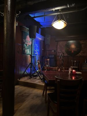 The Redwood Room by null