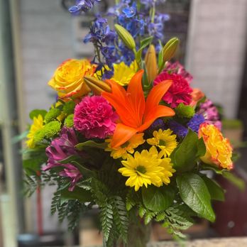 Strobbe's Flower Cart - Florists Near Me - Kenosha, Wisconsin Strobbe's Flower Cart - Florists Near Me - Kenosha, Wisconsin