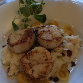 Juniper Lounge - Scallops! - Bars Near Me - Lexington, Virginia