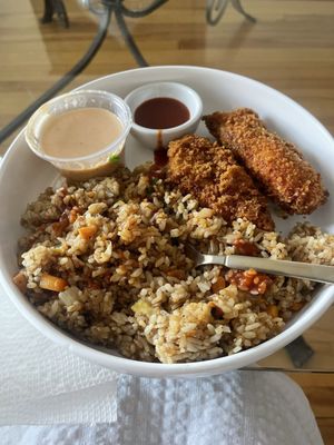 2700 Lyndale Ave S by null