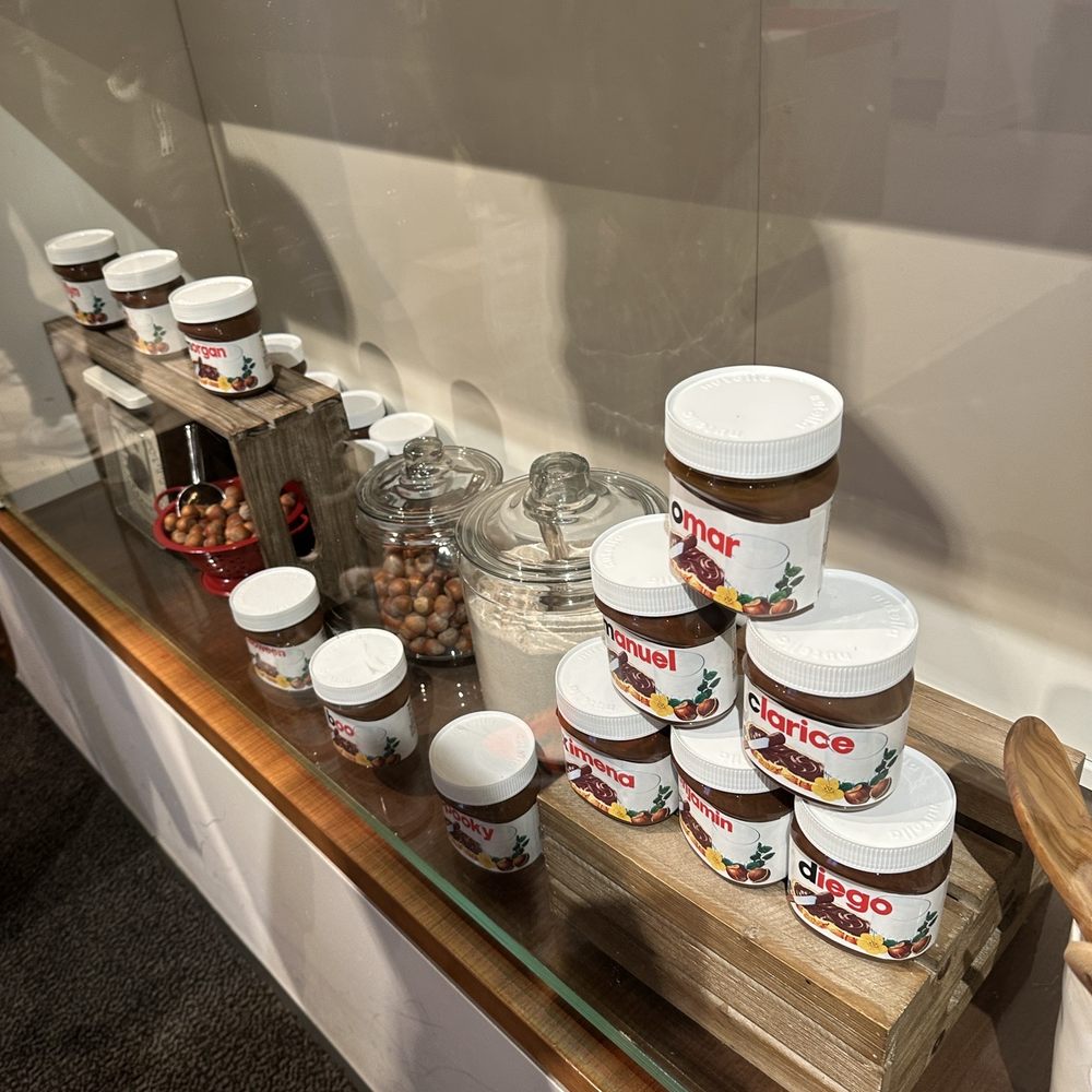 Nutella Cafe - Display - Desserts Near Me - Chicago, Illinois Nutella Cafe - Display - Desserts Near Me - Chicago, Illinois