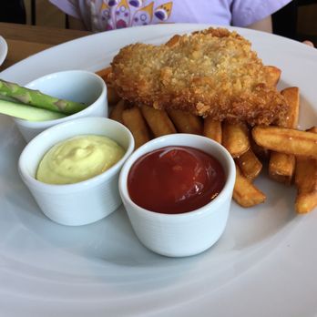 REFBORG Spiseri - Children's menu fried flounder and French fries - Wine Bars Near Me - Billund, 84