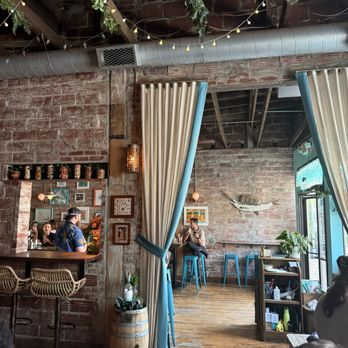 Hidden Harbor - Inside - Cocktail Bars Near Me - Pittsburgh, Pennsylvania