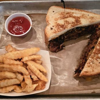 Smoky Rose - Brisket patty melt. Unimpressive french fries. - Barbeque Near Me - Dallas, Texas