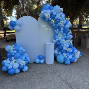 Balloon Bay - Baloon decor - Balloon Services Near Me