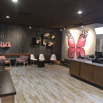 HITEA - Hangout spot at the front for non diners - Ramen Near Me - Chesterfield, Missouri